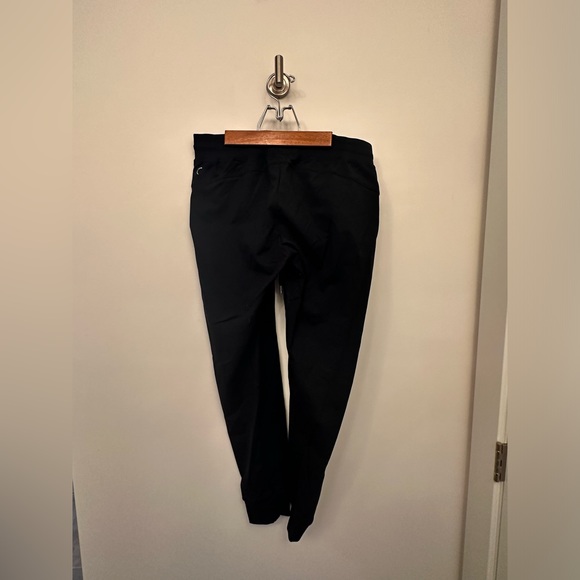 Zyia Joggers - Picture 2 of 3